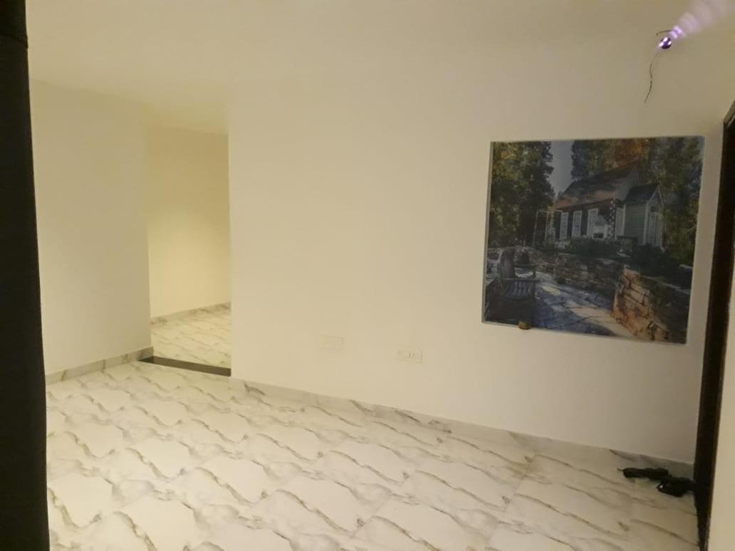 Hotel Neelam Moga Ludhiana Buitenkant foto