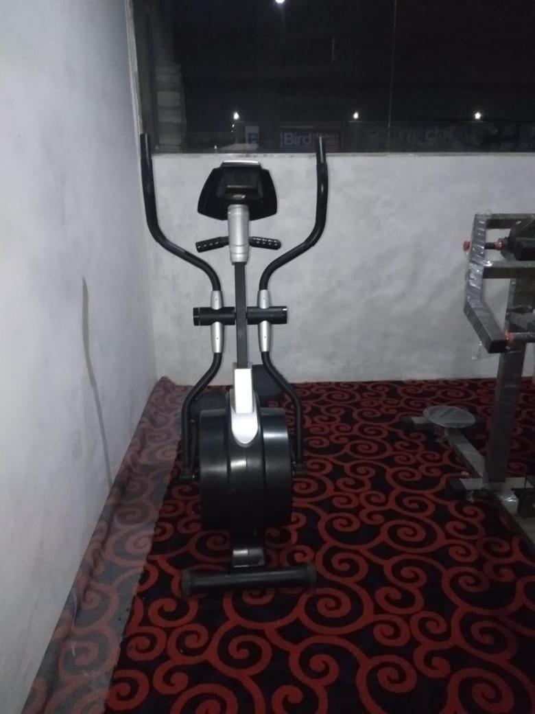 Hotel Neelam Moga Ludhiana Buitenkant foto
